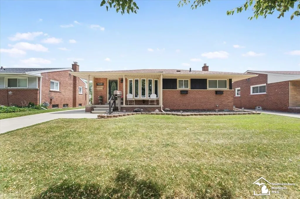2351 Medford Street Trenton City MI 48183
