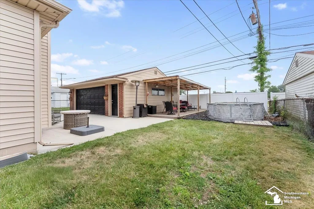 2351 Medford Street Trenton City MI 48183