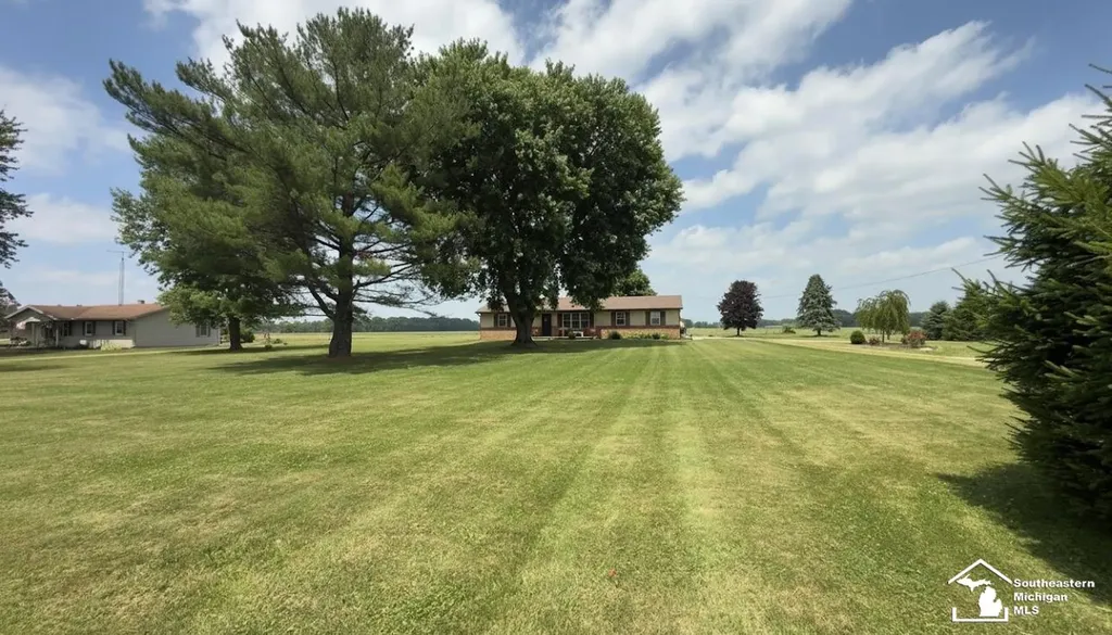 1860 W Rauch Road Unknown City MI 48182