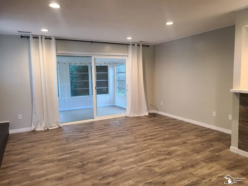 3265 Edgevale Drive Bedford Township MI 48144