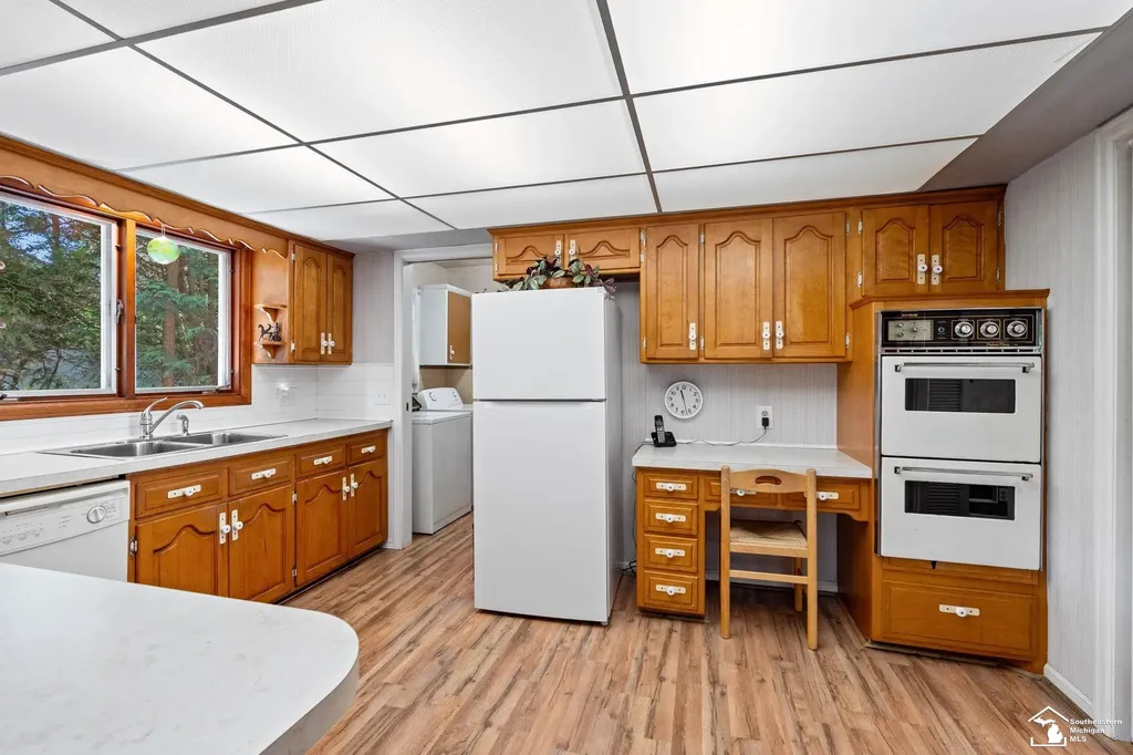 1417 Longfellow Drive Bedford Township MI 48182