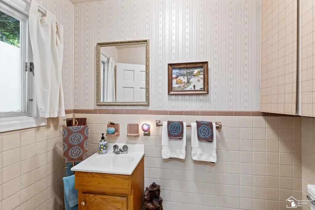 1417 Longfellow Drive Bedford Township MI 48182