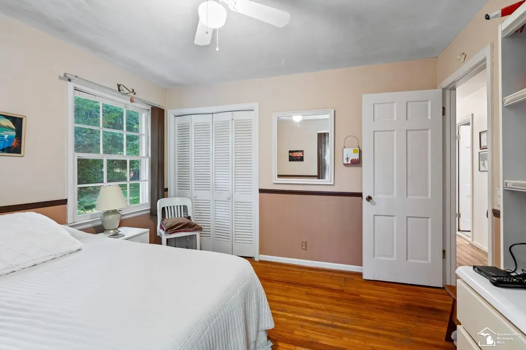 1417 Longfellow Drive Bedford Township MI 48182