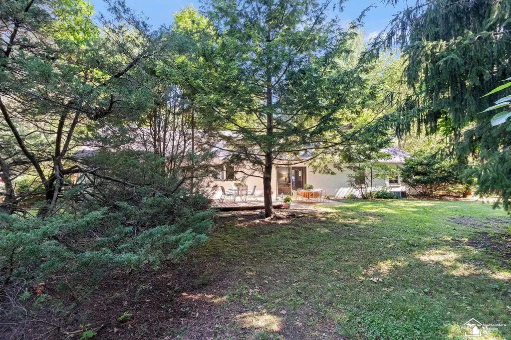 1417 Longfellow Drive Bedford Township MI 48182
