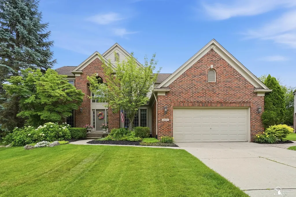 5040 Cherry Blossom Circle West Bloomfield Charter Township MI 48324