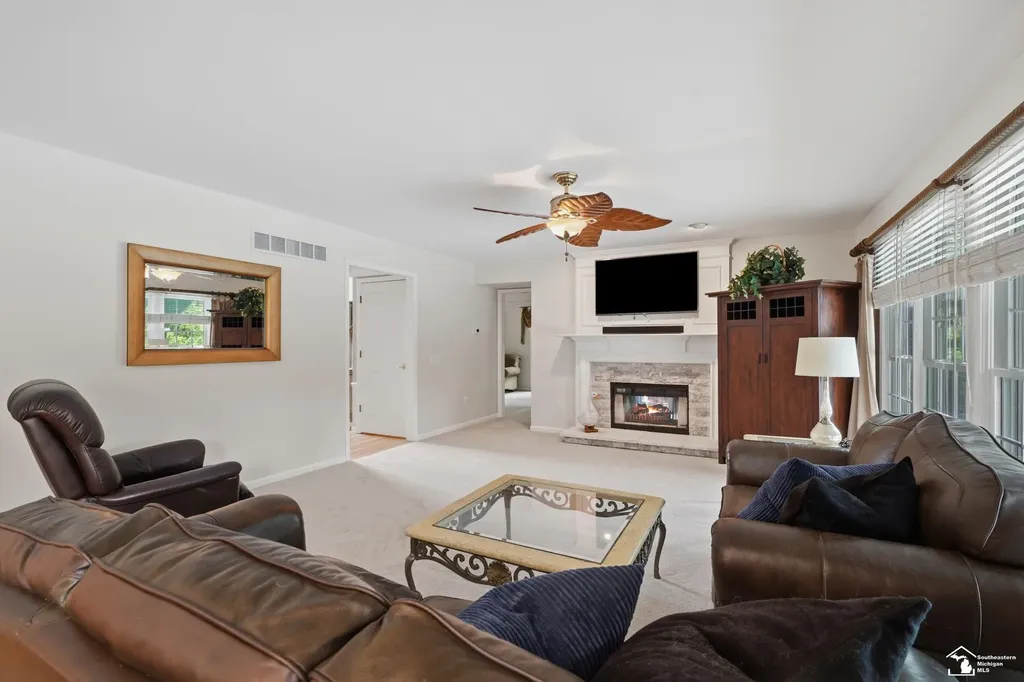 5040 Cherry Blossom Circle West Bloomfield Charter Township MI 48324