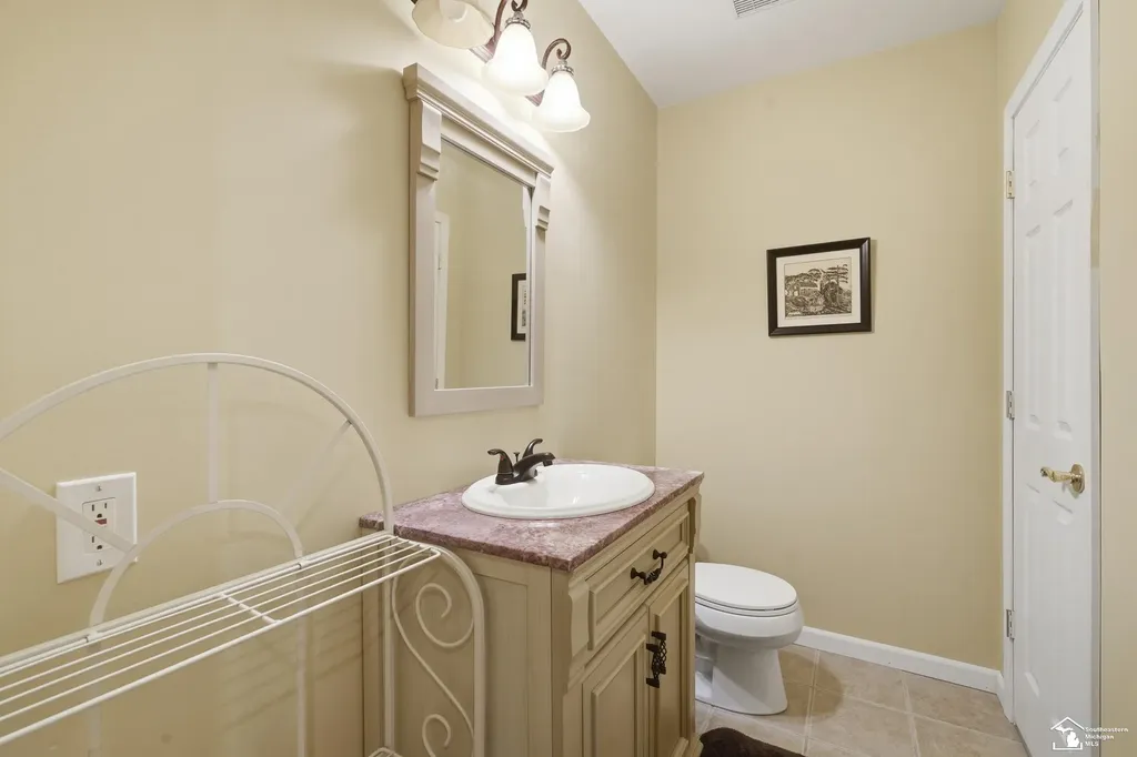 5040 Cherry Blossom Circle West Bloomfield Charter Township MI 48324