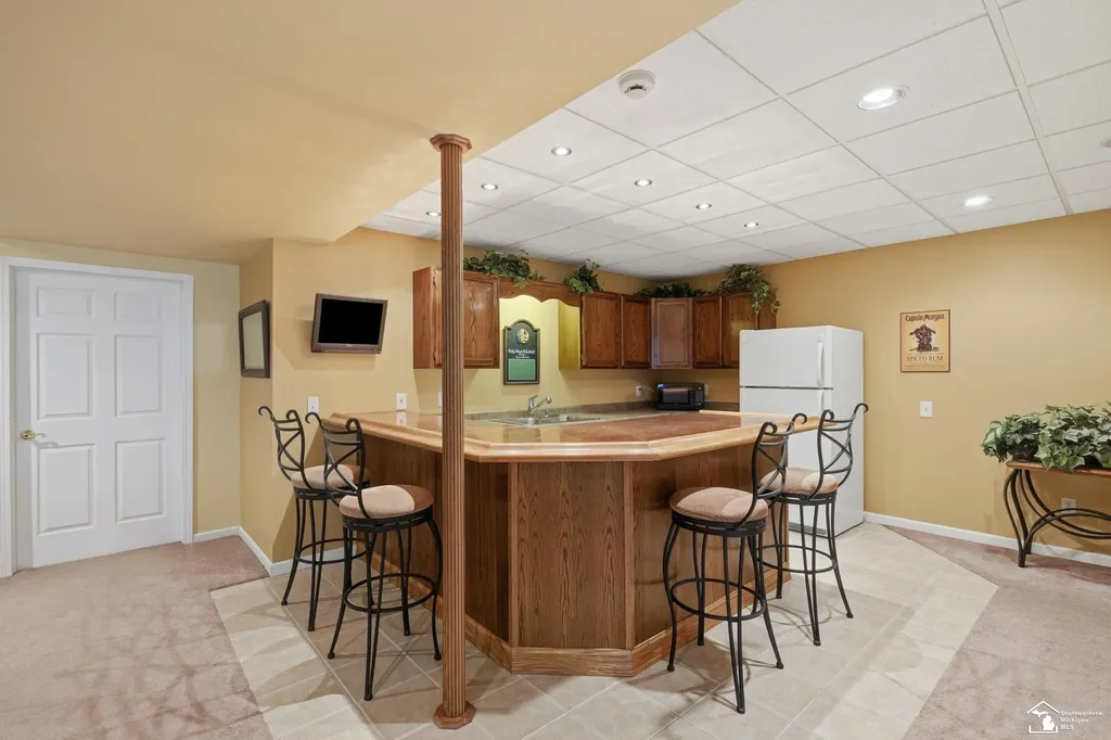 5040 Cherry Blossom Circle West Bloomfield Charter Township MI 48324