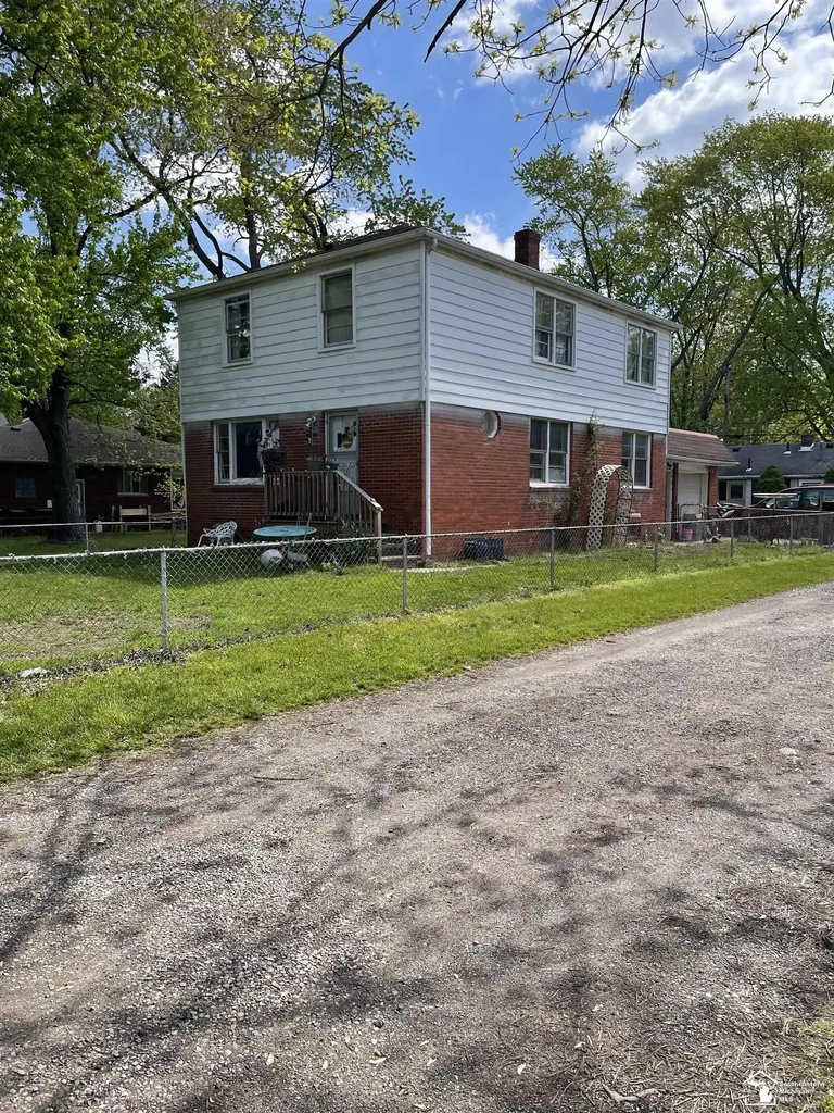 2288 Vivian Road Frenchtown Township MI 48162