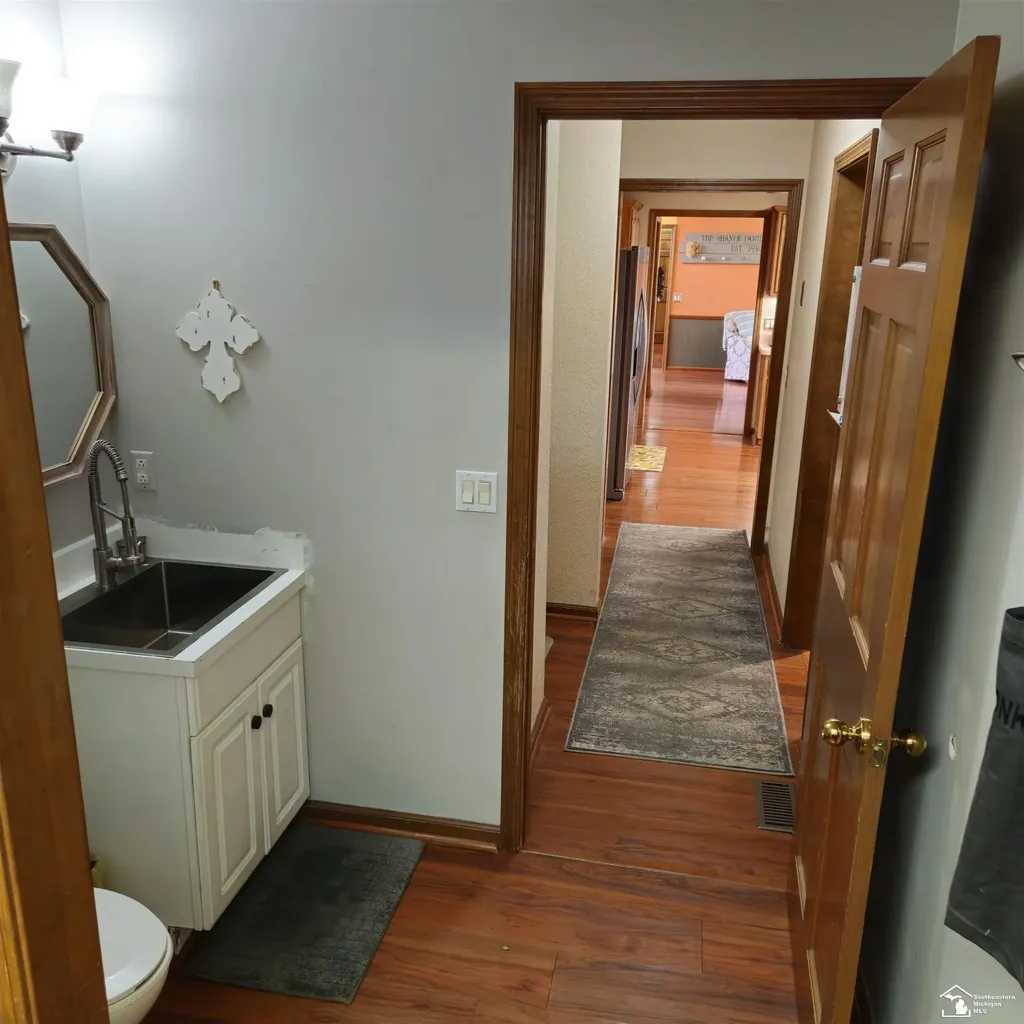 1461 W Smith Road Bedford Township MI 48182