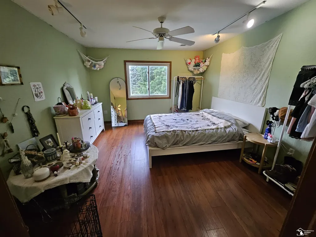 1461 W Smith Road Bedford Township MI 48182