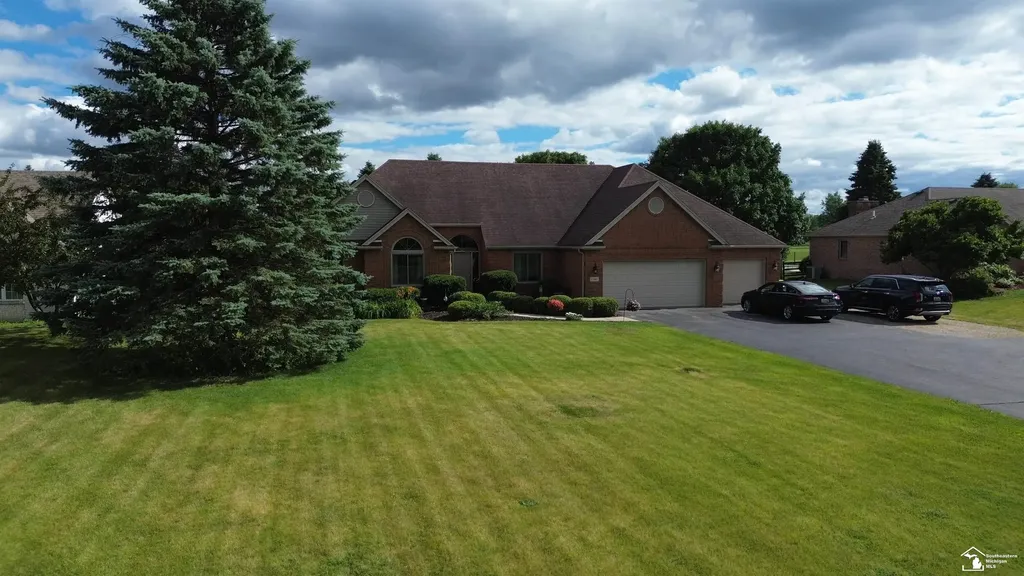 1461 W Smith Road Bedford Township MI 48182