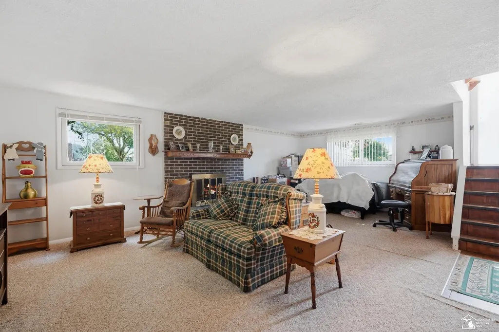 24539 Westpoint Avenue Brownstown Charter Township MI 48183