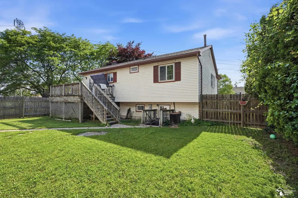 24539 Westpoint Avenue Brownstown Charter Township MI 48183