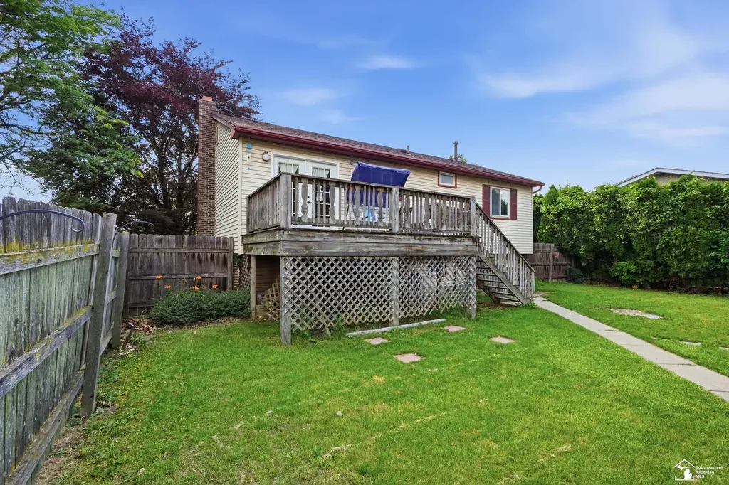 24539 Westpoint Avenue Brownstown Charter Township MI 48183