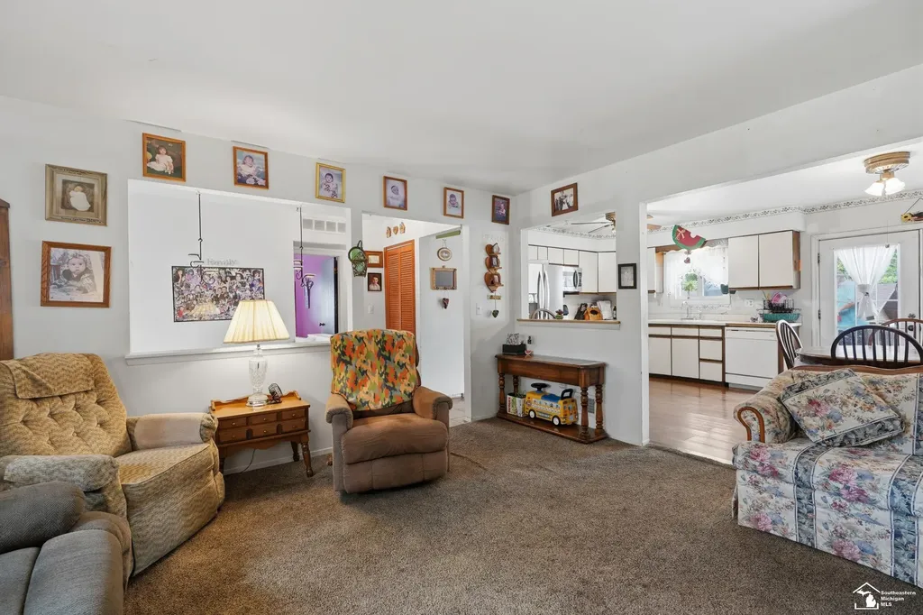 24539 Westpoint Avenue Brownstown Charter Township MI 48183