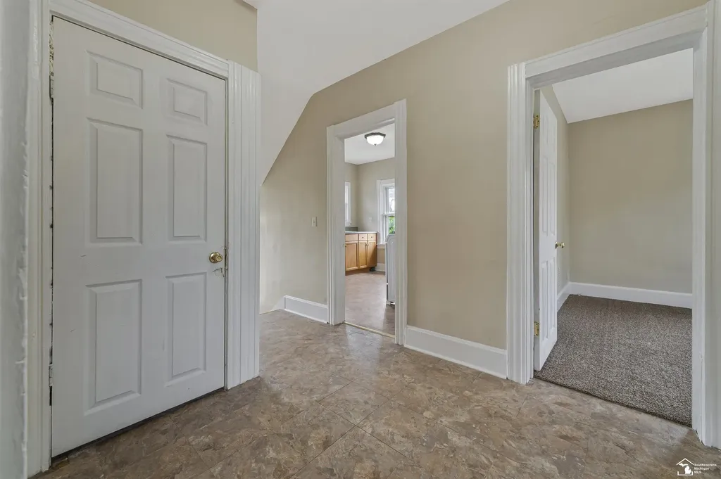 231 W 7th Street Monroe City MI 48161