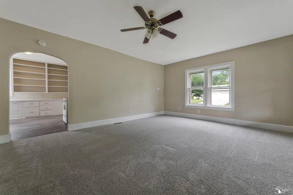 231 W 7th Street Monroe City MI 48161