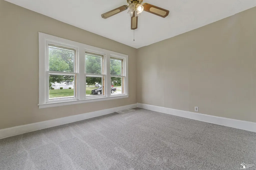 231 W 7th Street Monroe City MI 48161