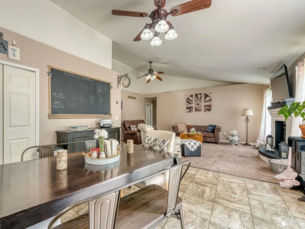 2954 5th Street Frenchtown Township MI 48162