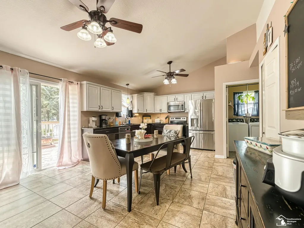 2954 5th Street Frenchtown Township MI 48162