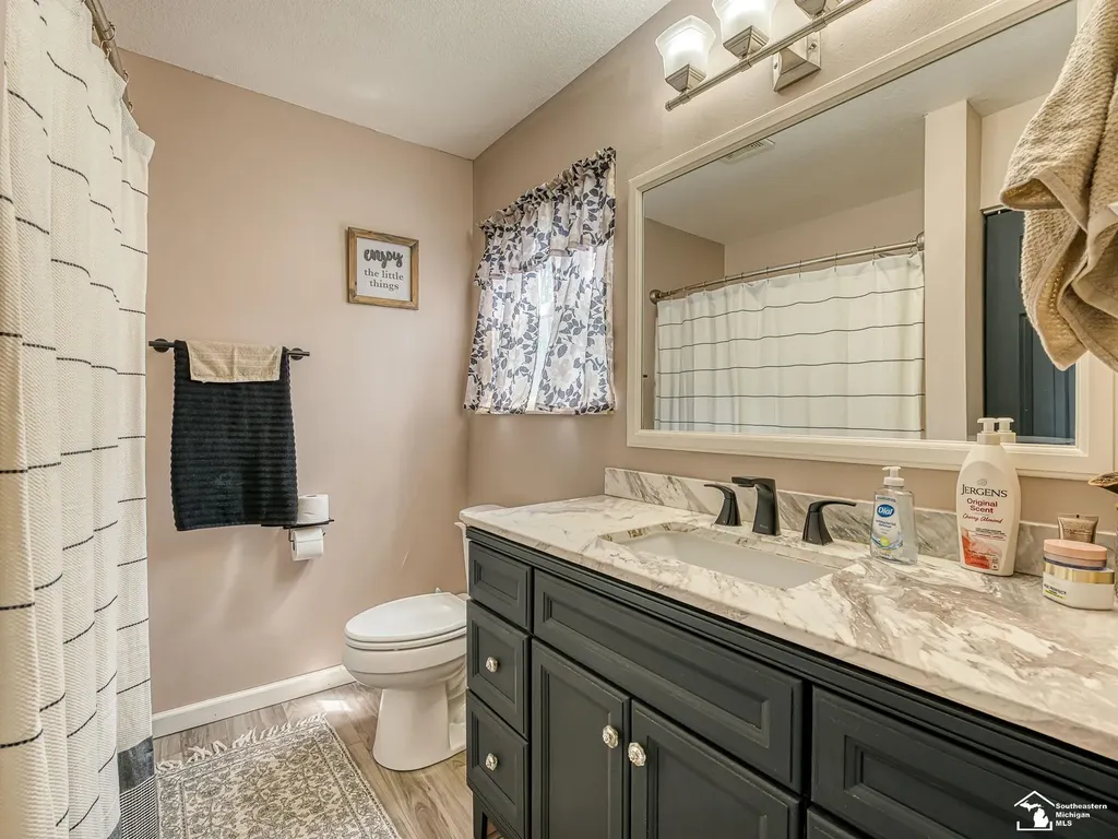 2954 5th Street Frenchtown Township MI 48162