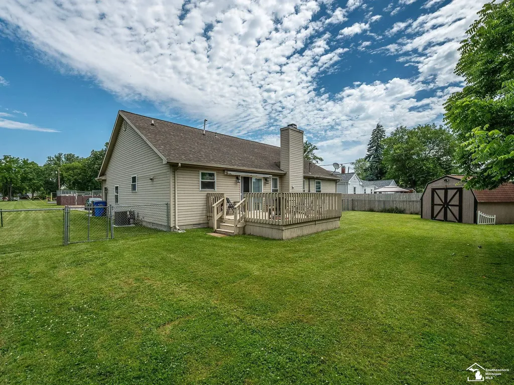 2954 5th Street Frenchtown Township MI 48162
