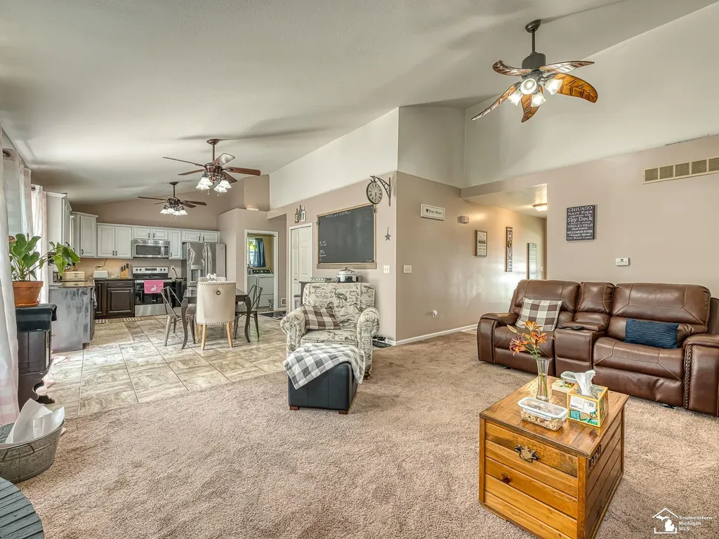 2954 5th Street Frenchtown Township MI 48162