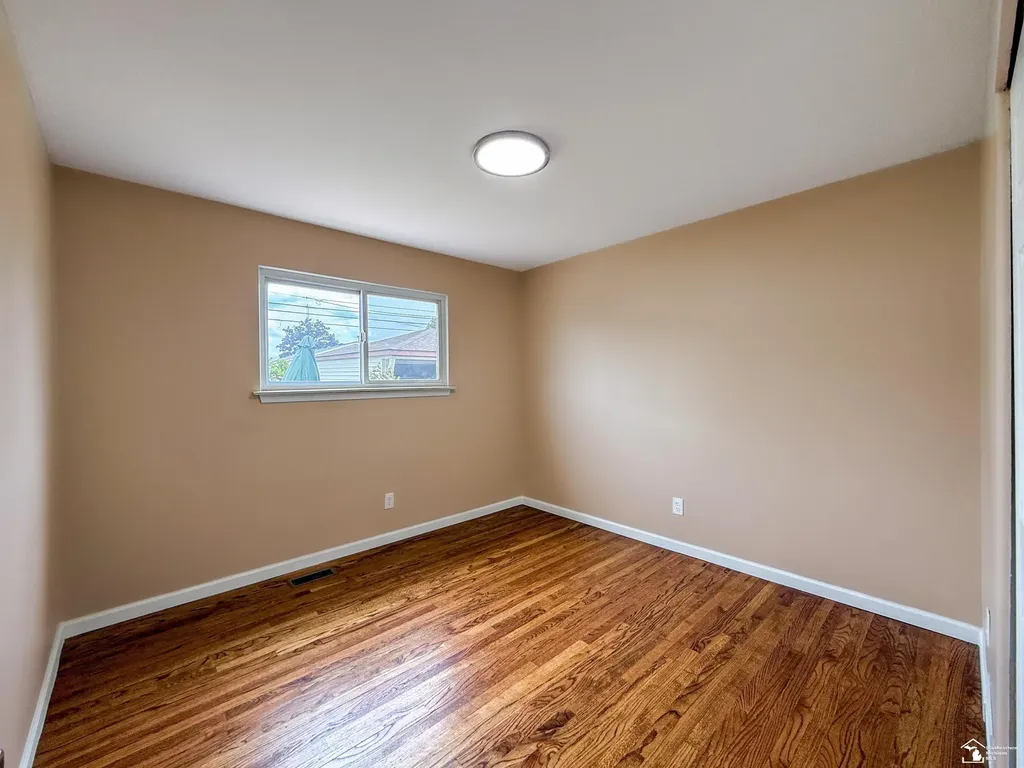 7362 Elm Street Taylor City MI 48180