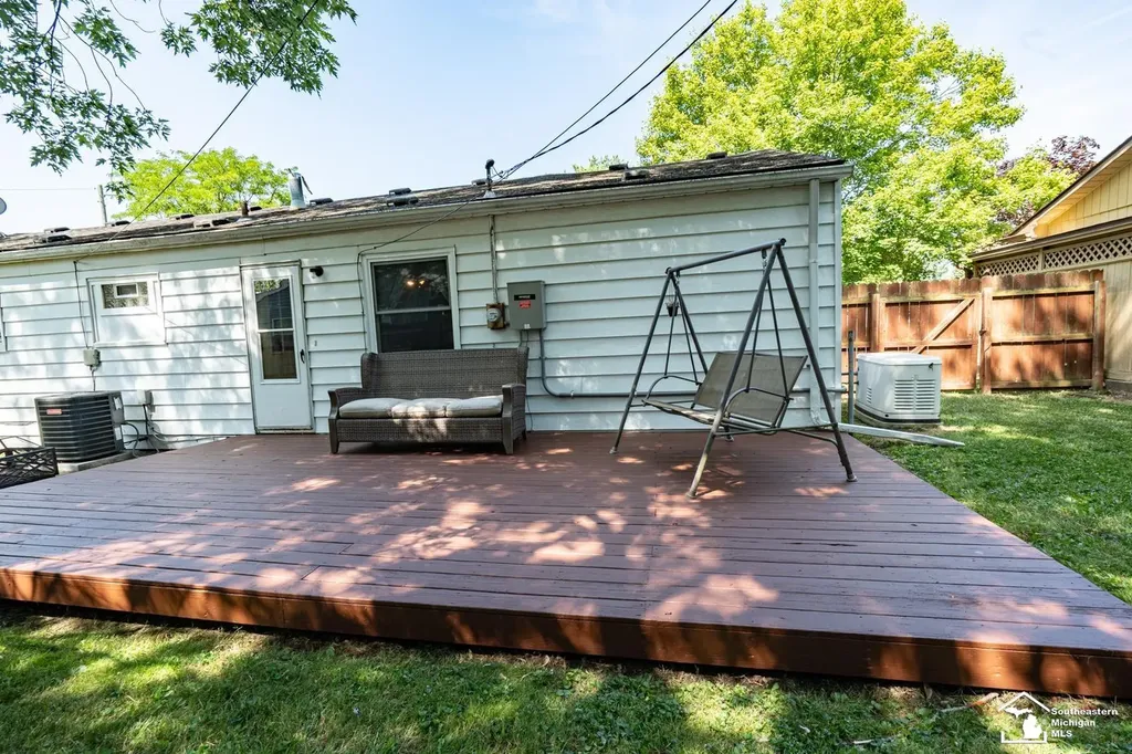 377 Argyle Crescent Road Milan City MI 48160