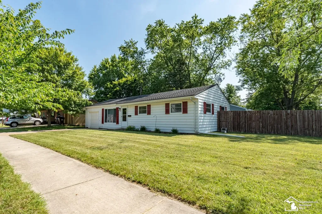 377 Argyle Crescent Road Milan City MI 48160