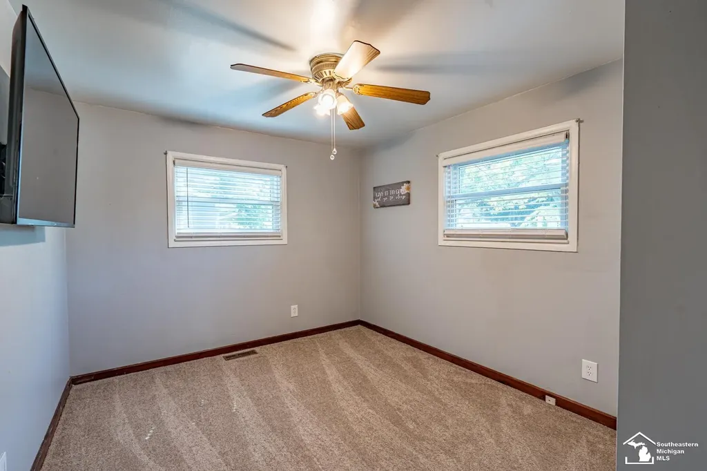 377 Argyle Crescent Road Milan City MI 48160