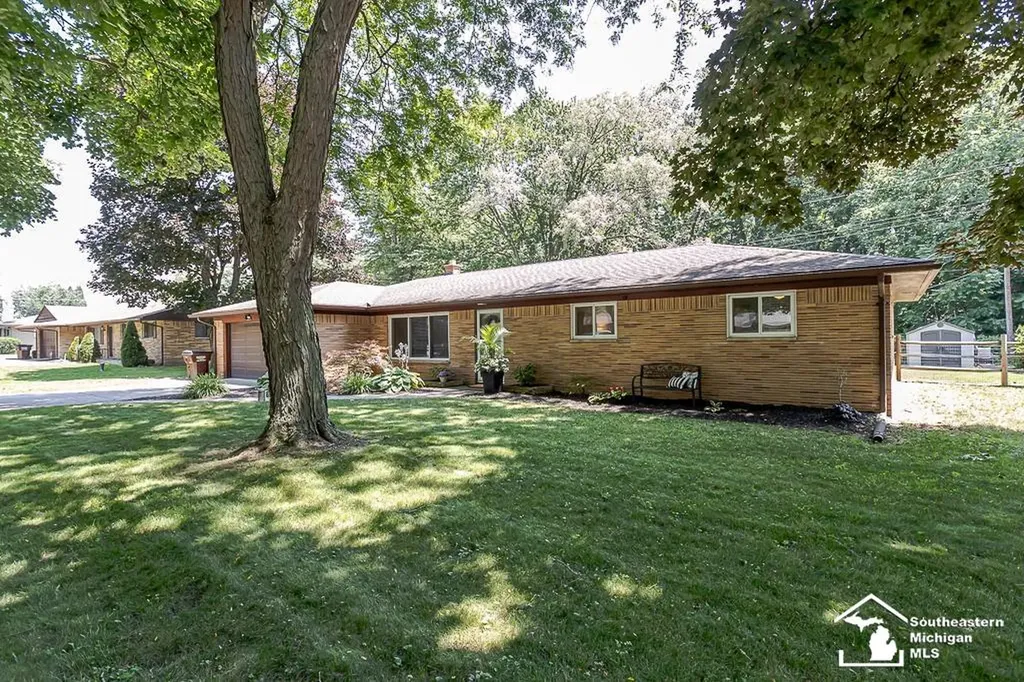 9804 Pamela Street Bedford Township MI 48182