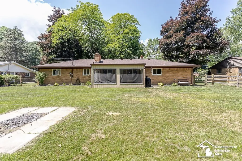 9804 Pamela Street Bedford Township MI 48182