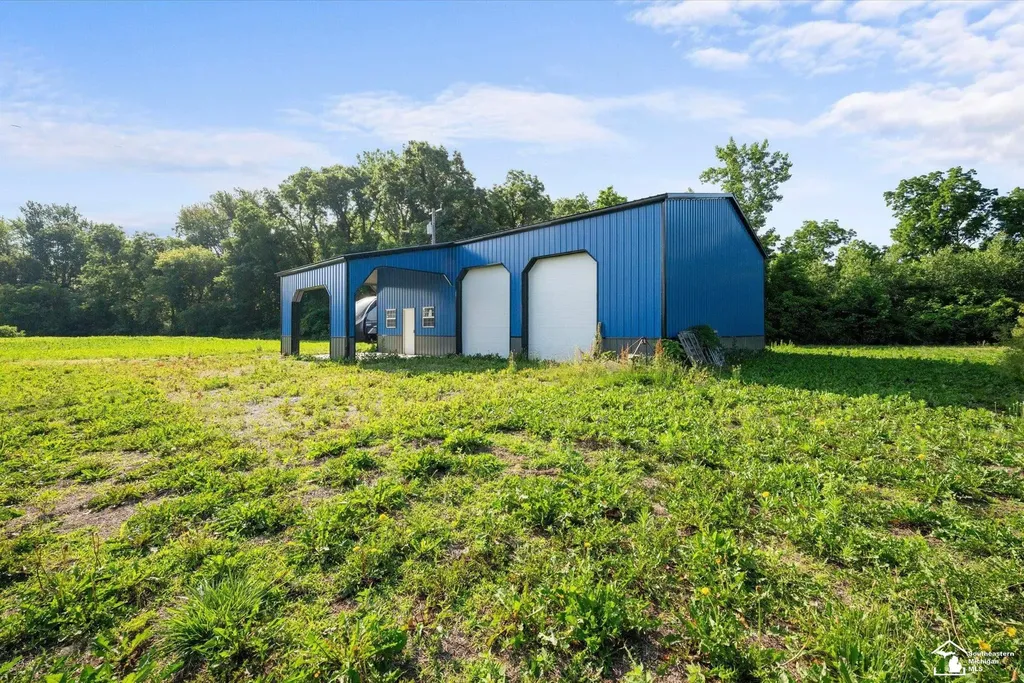 12501 Dixon Road Dundee Village MI 48131