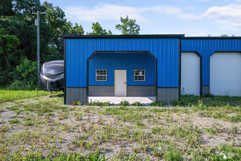 12501 Dixon Road Dundee Village MI 48131