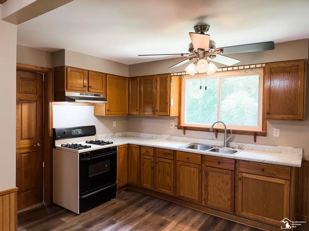 1051 Elm Street Rollin Township MI 49253