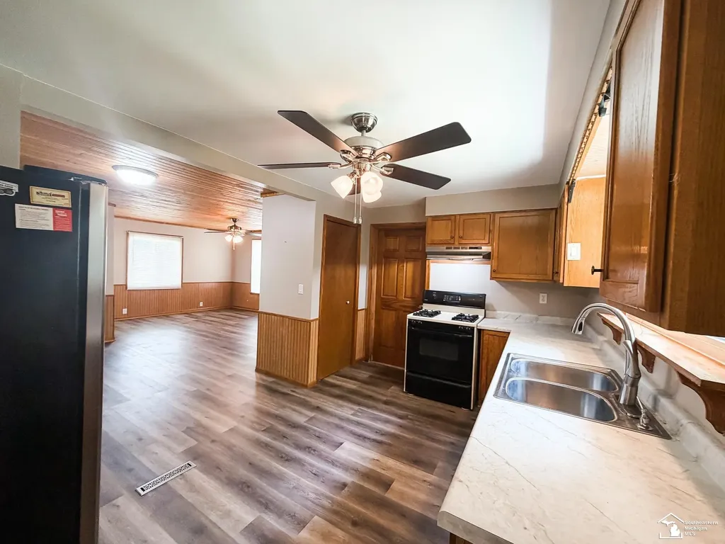 1051 Elm Street Rollin Township MI 49253