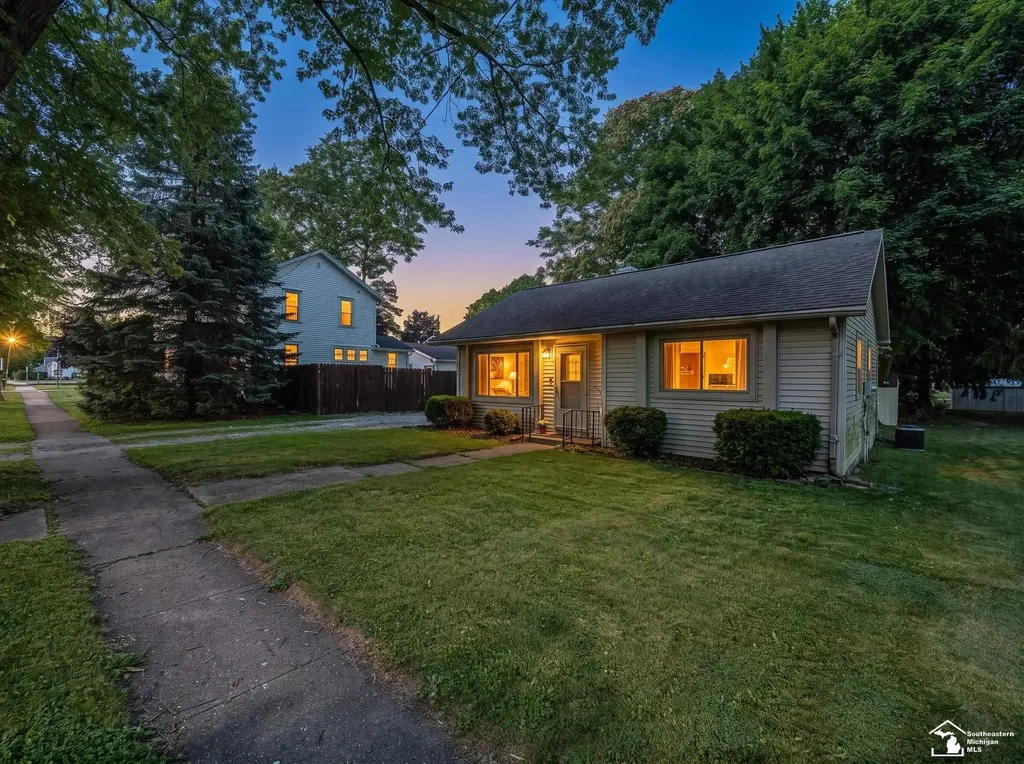 220 Raisin Street Deerfield Village MI 49238