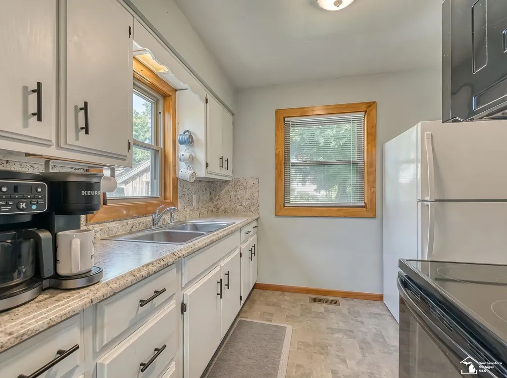 220 Raisin Street Deerfield Village MI 49238