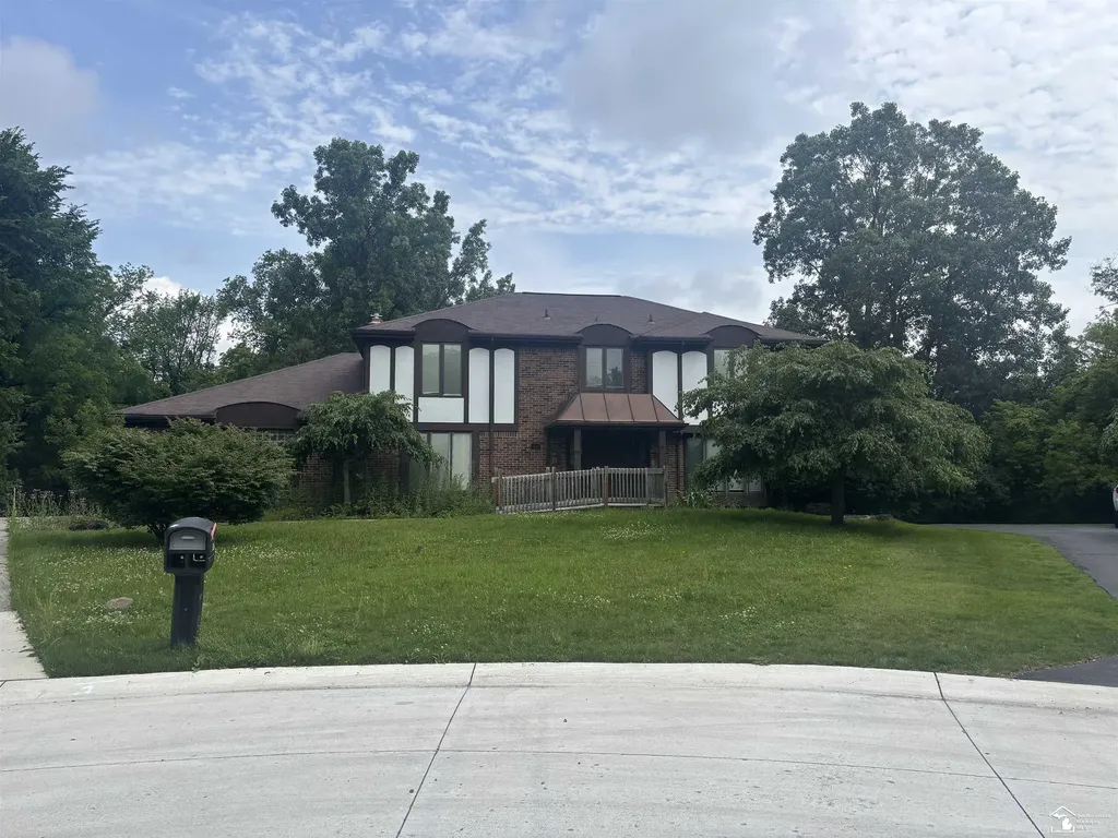 31180 N Park Drive Farmington Hills City MI 48331