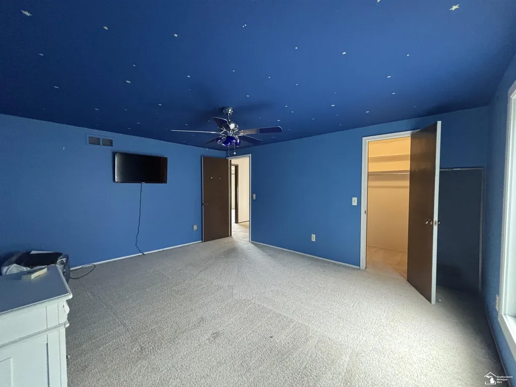 31180 N Park Drive Farmington Hills City MI 48331