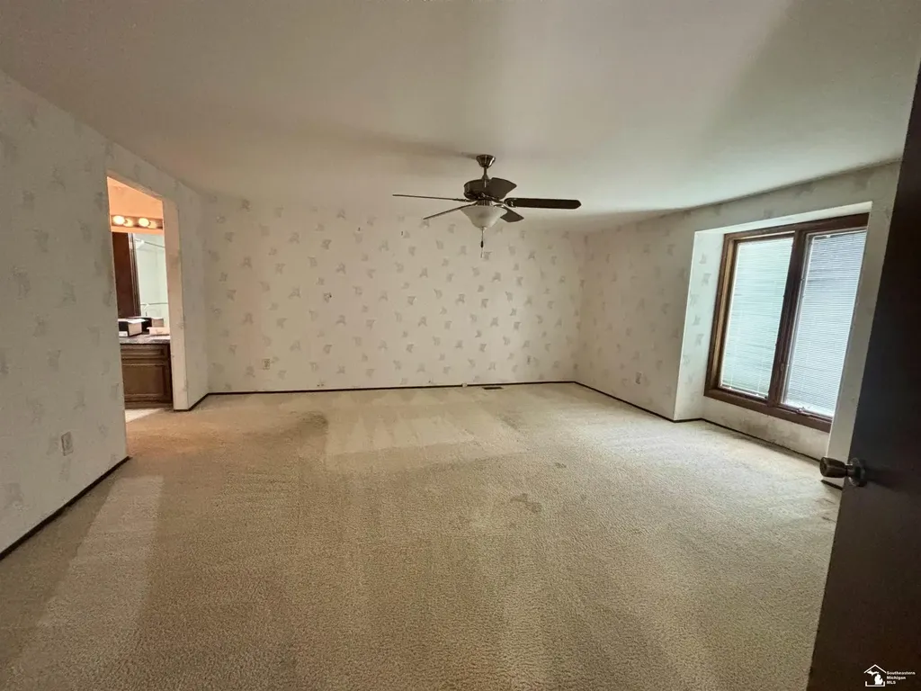 31180 N Park Drive Farmington Hills City MI 48331