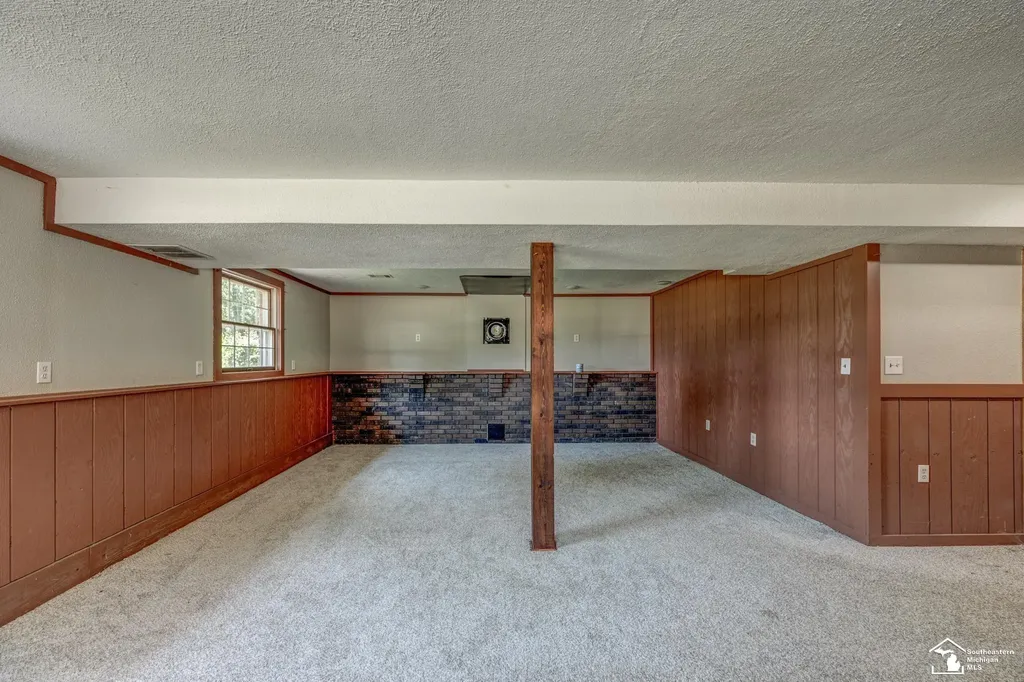 8870 Dixon Road Raisinville Township MI 48161