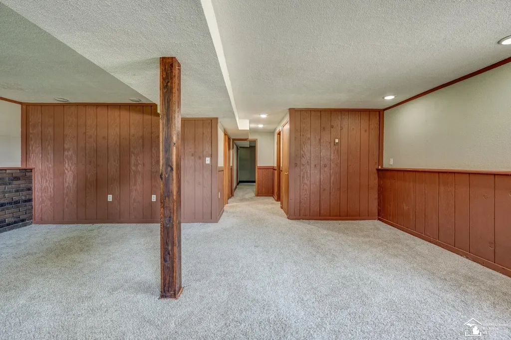 8870 Dixon Road Raisinville Township MI 48161