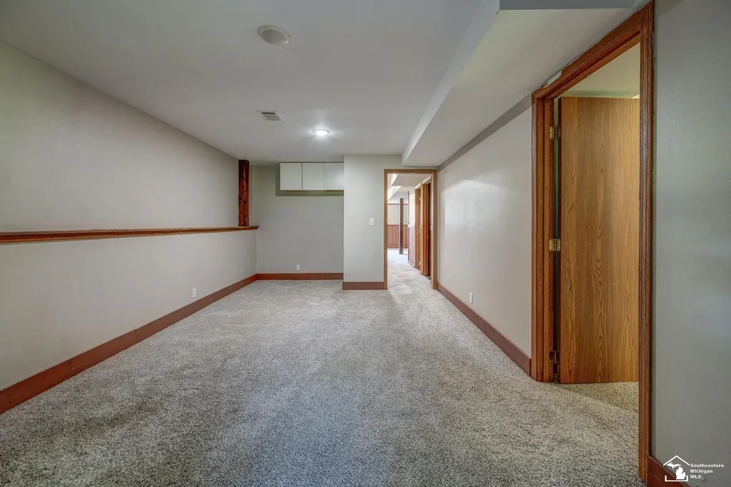 8870 Dixon Road Raisinville Township MI 48161