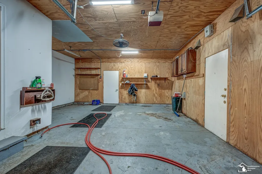 8870 Dixon Road Raisinville Township MI 48161