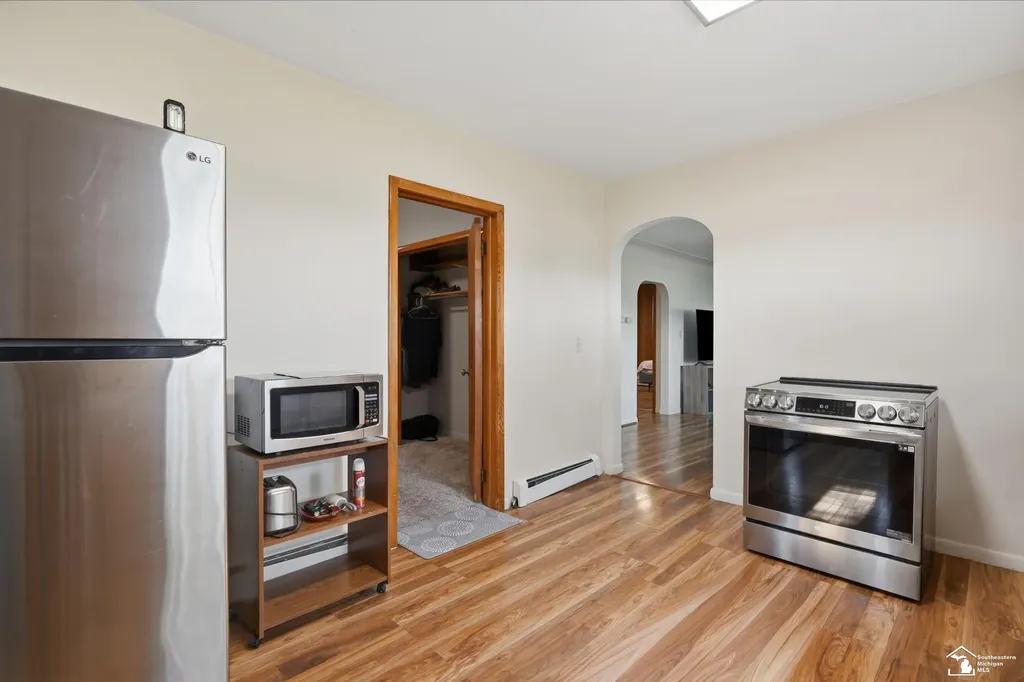2870 Carleton Rockwood Road Ash Township MI 48117