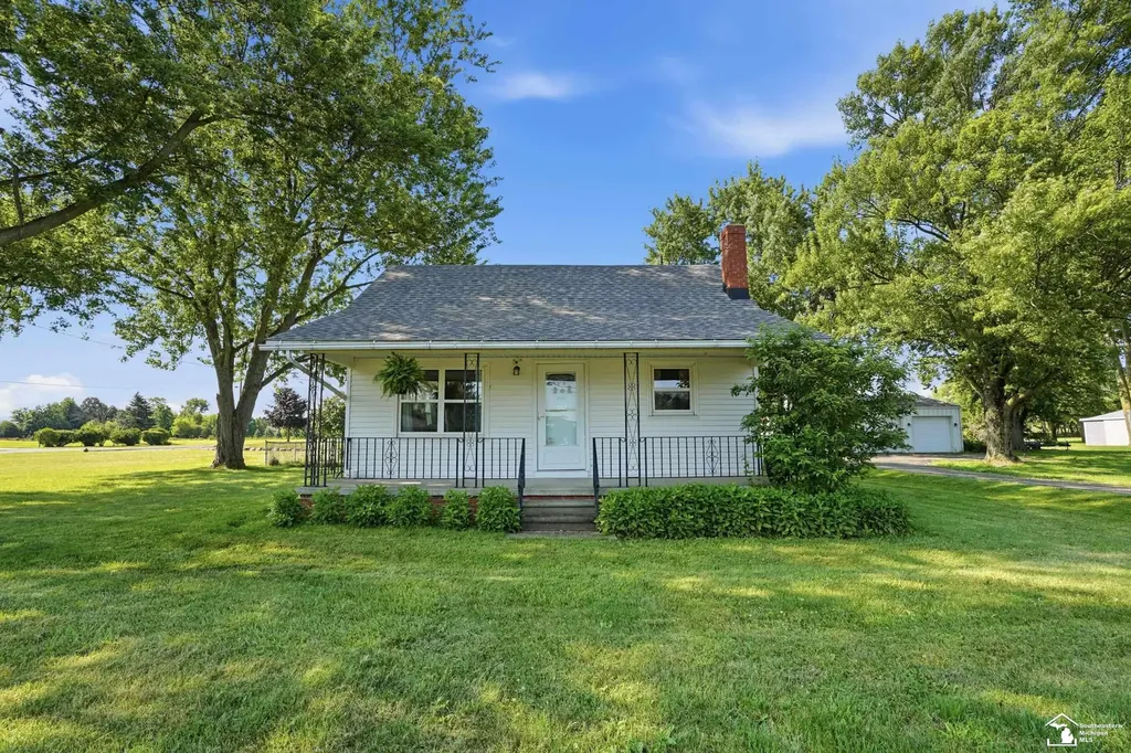 2870 Carleton Rockwood Road Ash Township MI 48117