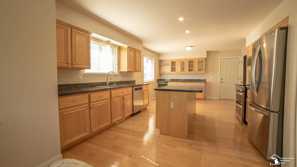 26874 Arcadia Drive Flat Rock City MI 48134